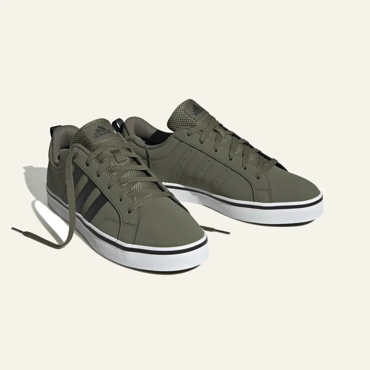 Homme Pataugas Baskets Noir Adidas vs Pace (4)