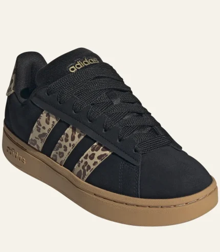 Pataugas Baskets Noir Adidas Grand Court Femme (4)