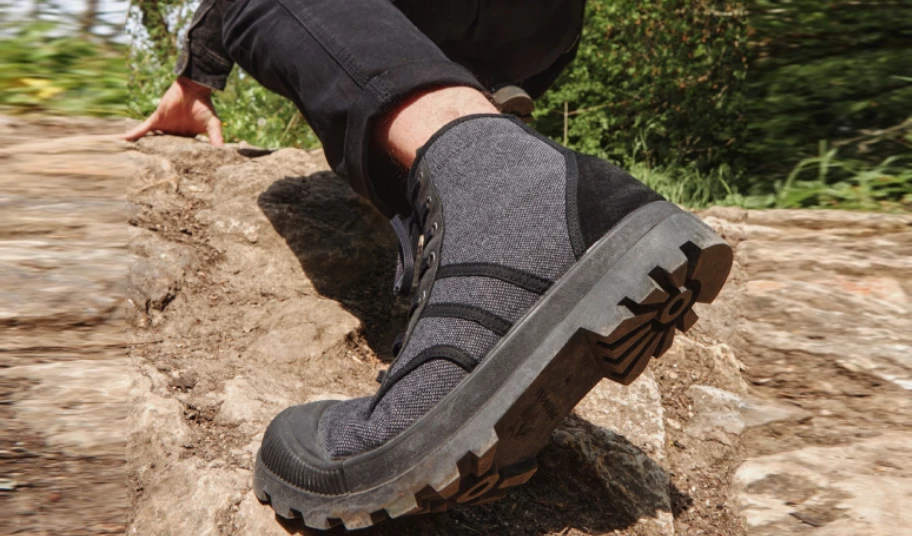 pataugas chaussure homme Noir